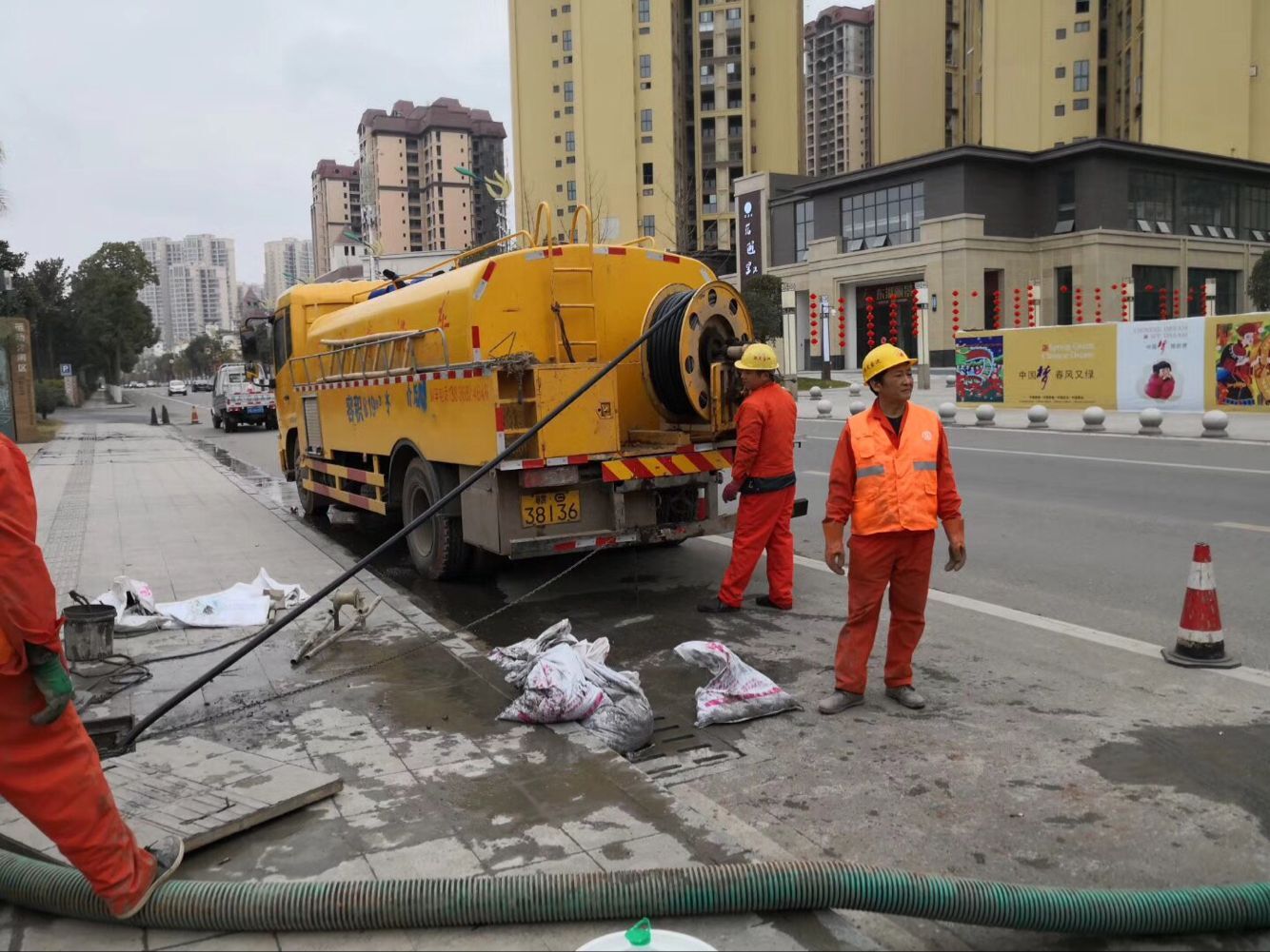 尖峰镇排污管道清淤-管道清洗